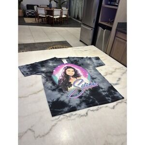 Brand New Selena Quintanilla Tie Dye Graphic T-shirt Size Large Unisex